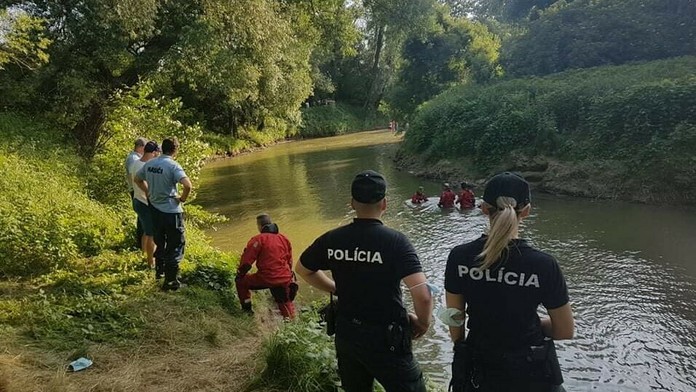 Pátranie po chlapcovi.