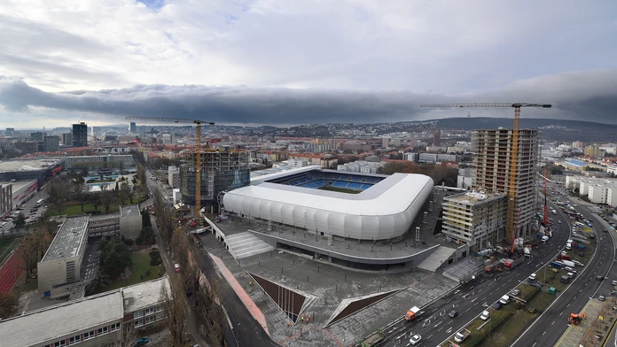 Národný futbalový štadión z vtáčej perspektívy.