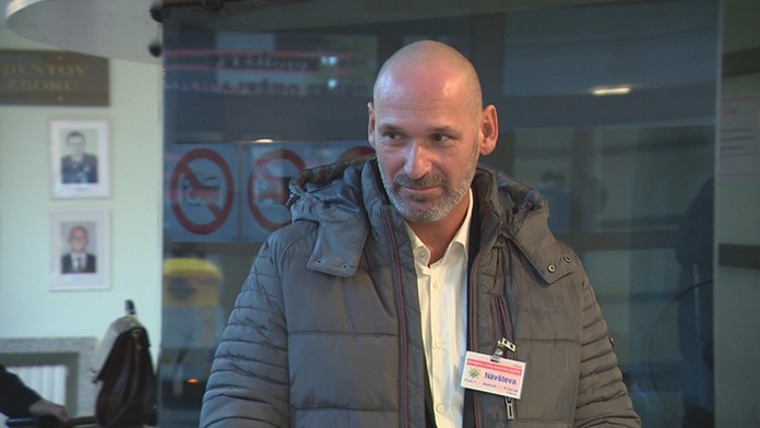 Jimmy Howard z Detroitu proti Coloradu.