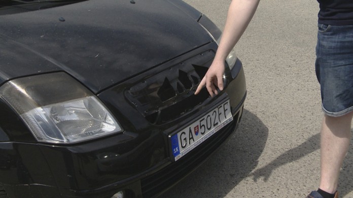 Poškodené auto pána Martina Jonása.