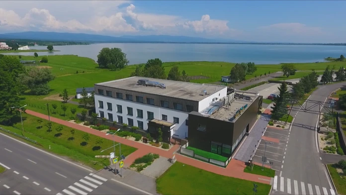 19 ZA Vrutky video zasah.transfer_tvnoviny.mp4