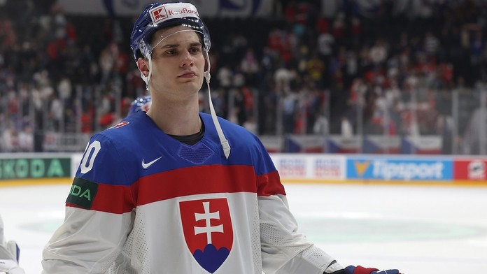 Hokejový zväz reaguje na Slafkovského kritiku: V budúcnosti by sa mal podobných komentárov zdržať