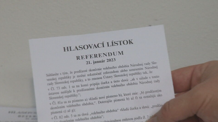Spoznali sme počet Slovákov, ktorí chcú hlasovať v referende zo zahraničia