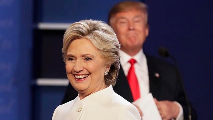 Posledný duel Clintonovej a Trumpa.