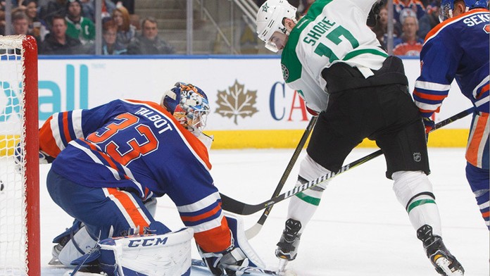 Hokejisti Edmontonu Oilers deklasovali v zámorskej NHL Dallas Stars 7:1.