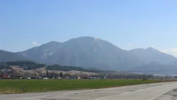 panel cesta.jpg