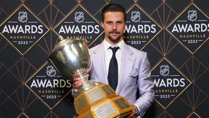 Fandil Arsenalu, teraz má nového favorita. Hviezda NHL sa stala spolumajiteľom futbalového klubu v Anglicku