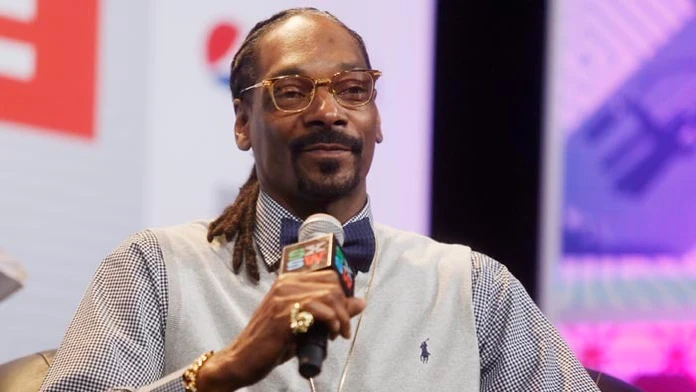 Americký rapper Snoop Dogg.