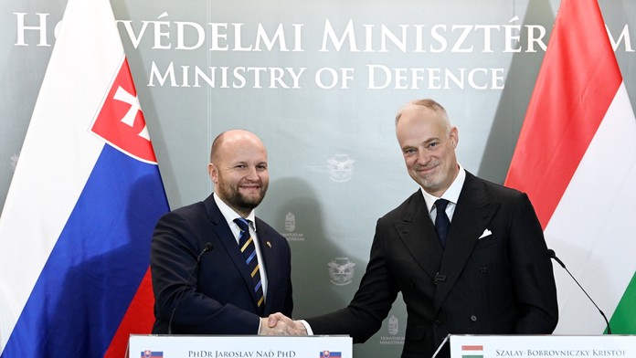 Maďarsko sa zapojí do ochrany vzdušného priestoru Slovenskej republiky