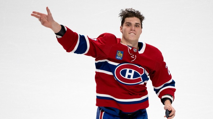 FOTOGRAFIE TÝŽDŇA: Slafkovského prvý gól v NHL, poškodený Nord Stream či ikonická snímka rodiska hviezd