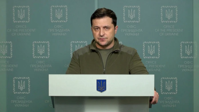 Rusko musí zastaviť bombardovanie, inak rokovania nemajú zmysel, vyhlásil ukrajinský prezident