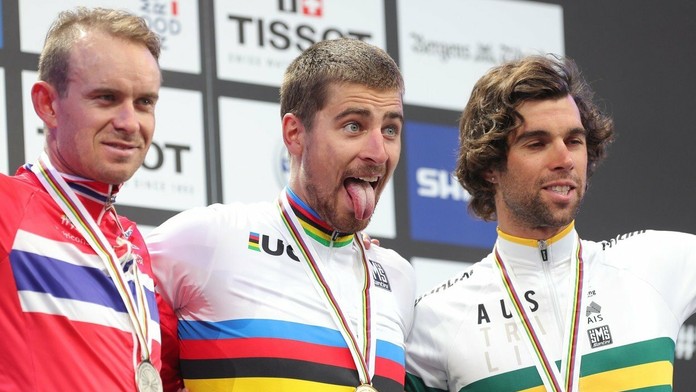 Zrazený osobný a nákladný vlak vo Zvolene.