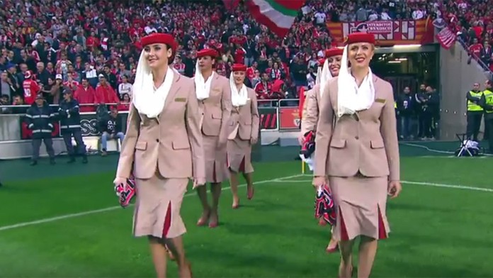 Letušky pred zápasom Benfica - Sporting Lisabon.