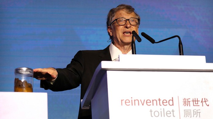 Bill Gates otvoril v Pekingu fórum o budúcnosti toaliet.
