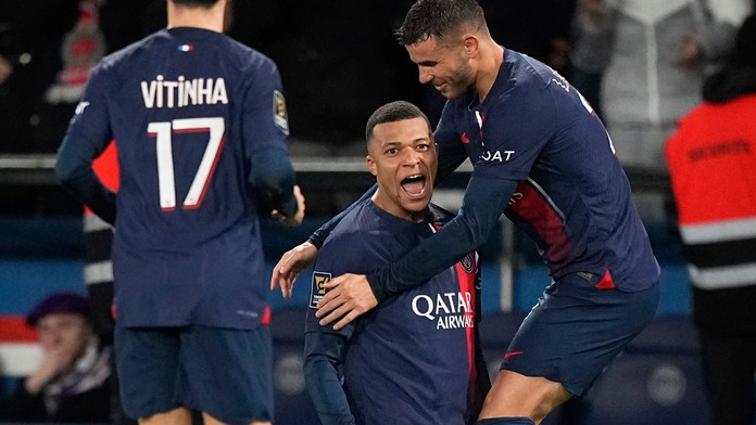 PSG si pripísal pohodlnú výhru a upevnil si prvé miesto. Hetrikom sa pod ňu podpísal Mbappé