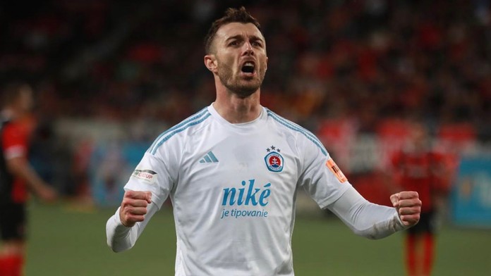 Presťahoval sa cez pol sveta, no forma ostala. Čavrič v Japonsku s hviezdnym debutom