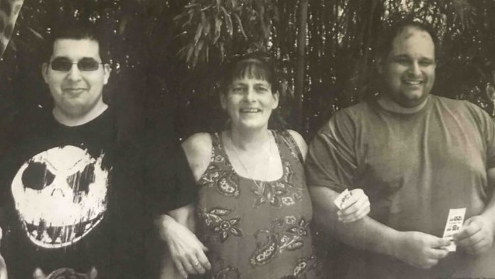 Lisa s oboma synmi.