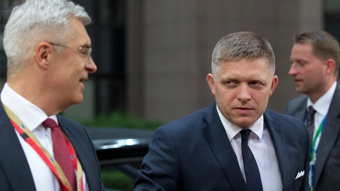 Premiér Robert Fico prichádza na rokovanie do Bruselu.