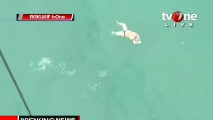 Mŕtve telo z lietadla AirAsia