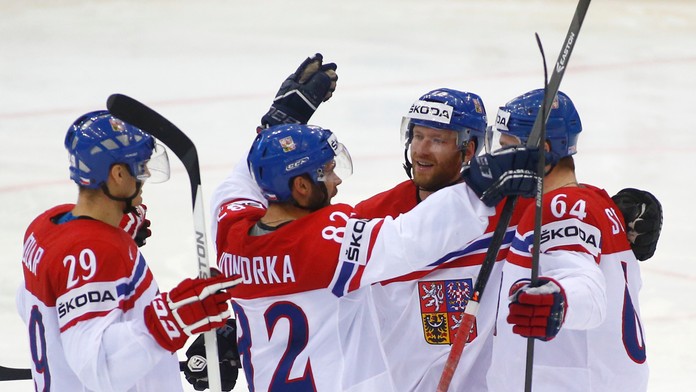 Radosť Čechov po strelení gólu.