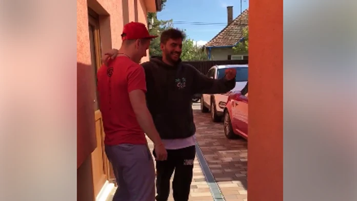 Bekimovi sa darí robiť pokroky.