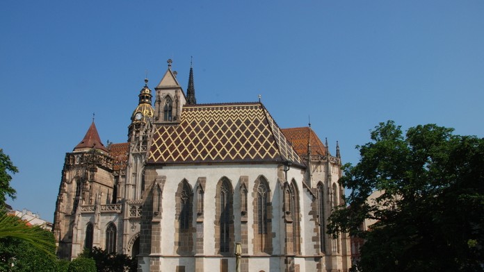 Bočný pohľad na Dóm. sv. Alžbety v Košiciach.