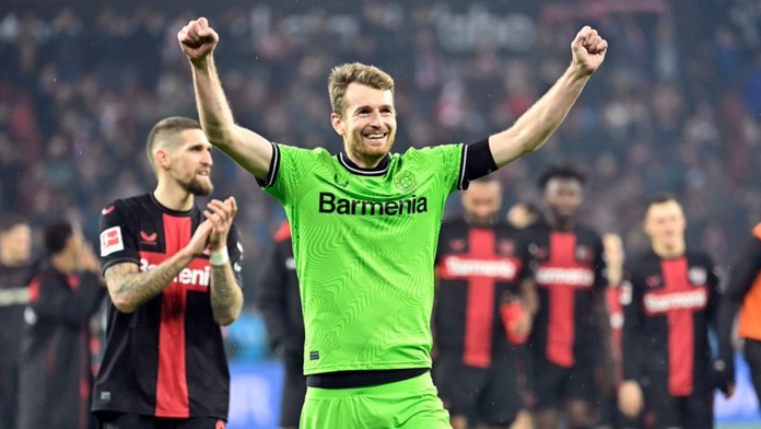 Bundesliga: Famózny Leverkusen s Hradeckým v bráne opäť o krok bližšie k titulu