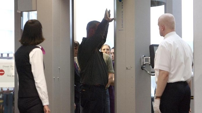 Rakúsko sprísnilo kontroly na letisku vo Schwechate