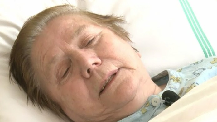 Žena, ktoru napadol papagáj.jpg