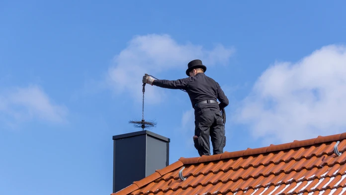Čistíte komín raz za rok? Robíte chybu. Odporúčanie kominára vás prekvapí