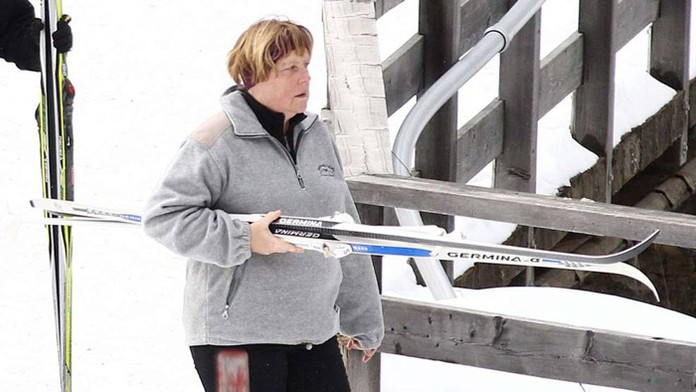  Merkelová na lyžovačke