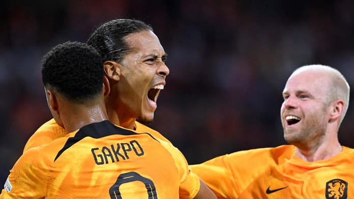 O pohár Ligy Národov zabojujú Chorváti s Holanďanmi. Mbappé a spol. sa len tesne vyhli blamáži