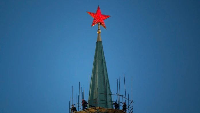 Nikolská veža Kremľa v Moskve.