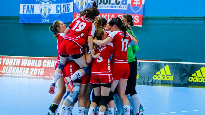 Hádzanárky Slovenska sa tešia z víťazstva nad Argentínou.