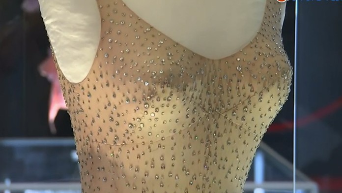 Vydražili legendárne šaty Marilyn Monroe. Za sumu, ktorá vám vyrazí dych