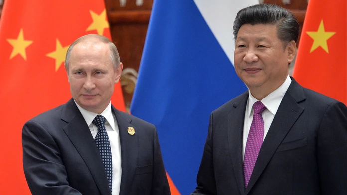 Ruský prezident Vladimir Putin a čínsky prezident Si Ťin-pching.