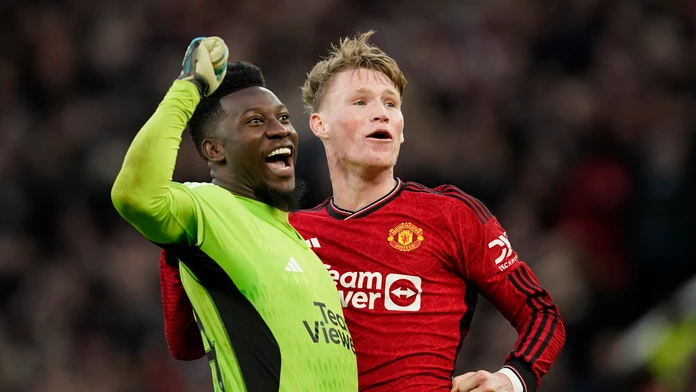 FA Cup: Manchester United sa po vyrovnanom priebehu teší z postupu. Do semifinále sa prebojovala aj Chelsea