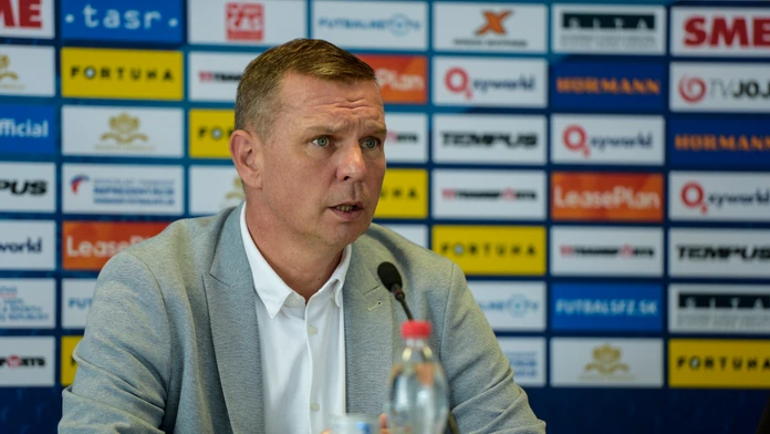 Do nominácie SR 21 zasiahli zranenia a choroby. Tréneri urobili päť zmien