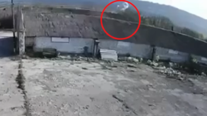 VIDEO: Na obec v Moldavsku spadol ruský dron zostrelený ukrajinskou armádou