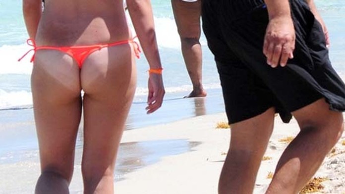 Poslanec Joe Garcia s manželkou