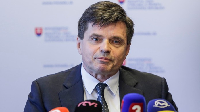 Minister školstva Peter Plavčan.