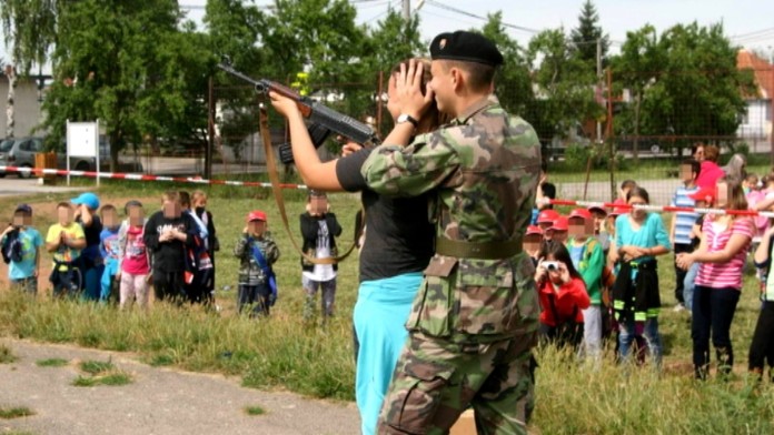 Slovenski branci na skolachweb_jpg_bez_watermarku_1.jpg