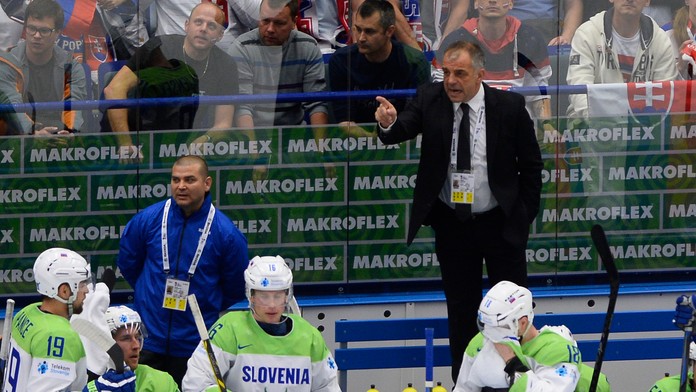 Na snímke tréner Slovinska Matjaž Kopitar 