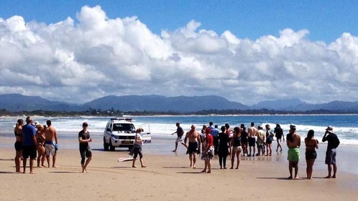 Surfera zrejme smrteľne zranil žralok