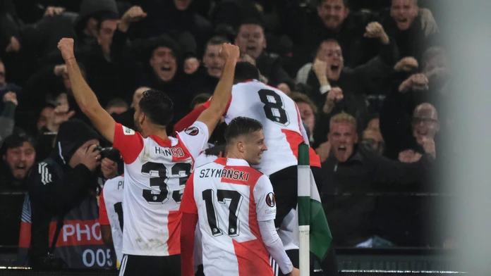 Hancko a Feyenoord idú ďalej, z EL vyradili Lazio. Víťazný aj Hamšík, no ten len doplní Slovan v EKL