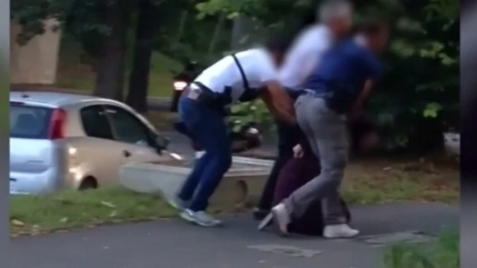 Zatýkanie hlavnej podozrivej 