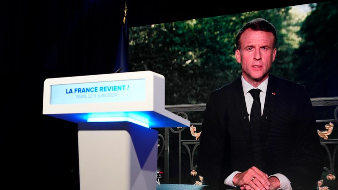 Na snímke francúzsky prezident Emmanuel Macron.