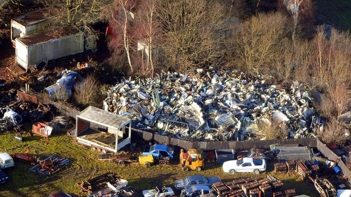  Trosky Boeingu 747 Pan Am, ktoré explodovalo 21. decembra 1998 nad Lockerbie, ležia v záchrannej ohrade pri meste Tattershalle.