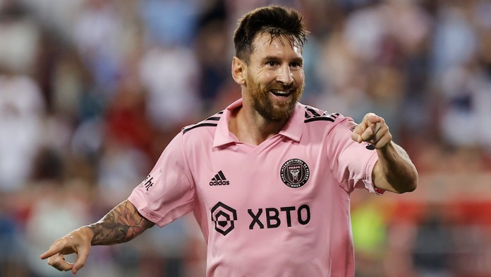 VIDEO: Messi pokračuje vo výbornej forme. Pri debute v americkej lige vyšachoval súperov a skóroval