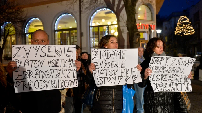 Protest zdravotných sestier v Piešťanoch z decembra 2014.